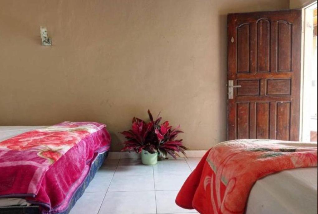 Gabelo Guest House Букитинги Екстериор снимка